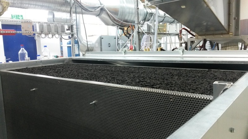 Prüfungen von Aktivkohle-Schüttbetten